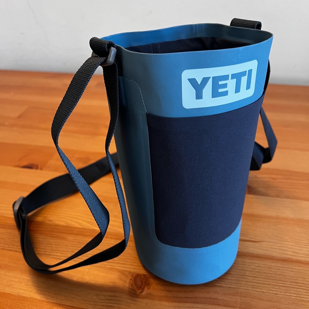 NEW YETI Rambler Bottle Sling Fits 36 oz Black Gray.
